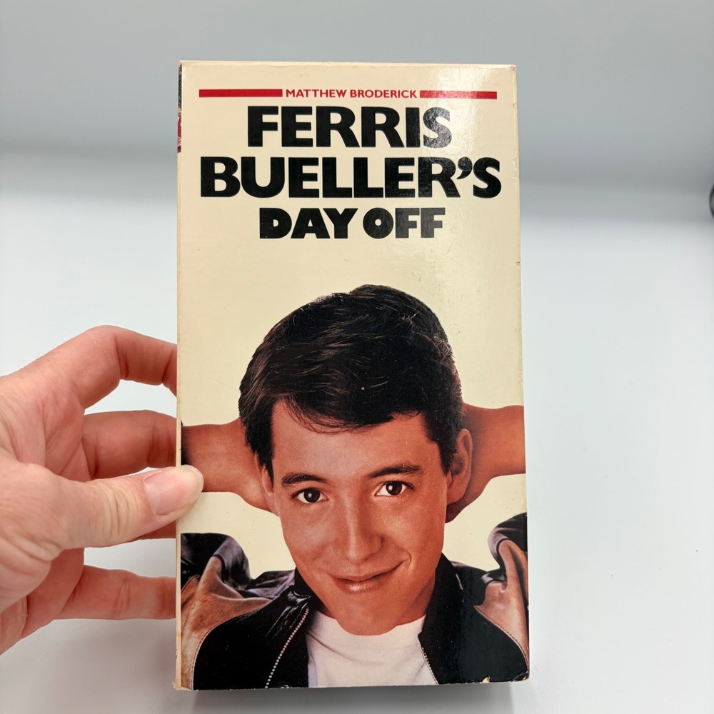 Ferris Buellers Day Off VHS 1986 Matthew Broderick Paramount Comedy Movie